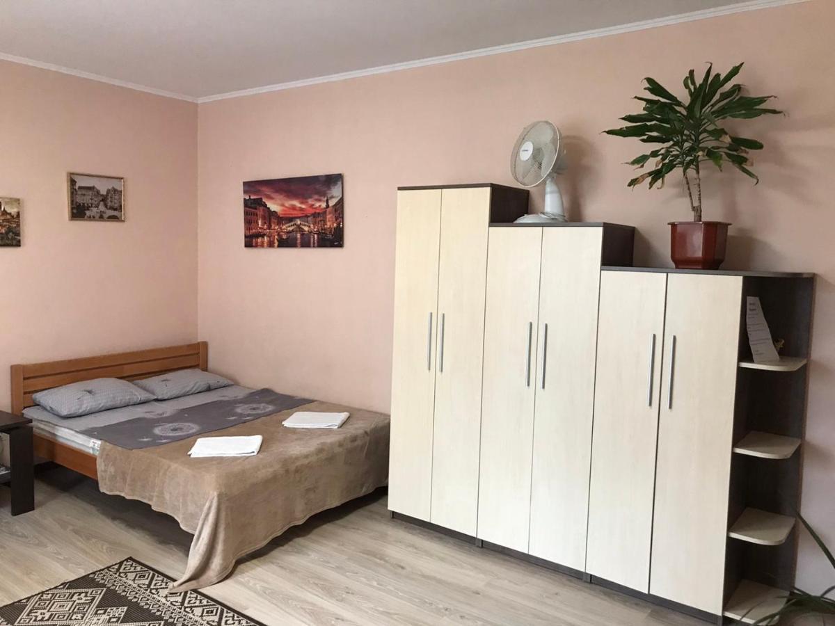 Apartment Near The Forum Mall Lwów Zewnętrze zdjęcie