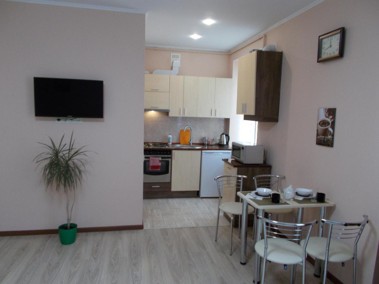 Apartment Near The Forum Mall Lwów Zewnętrze zdjęcie
