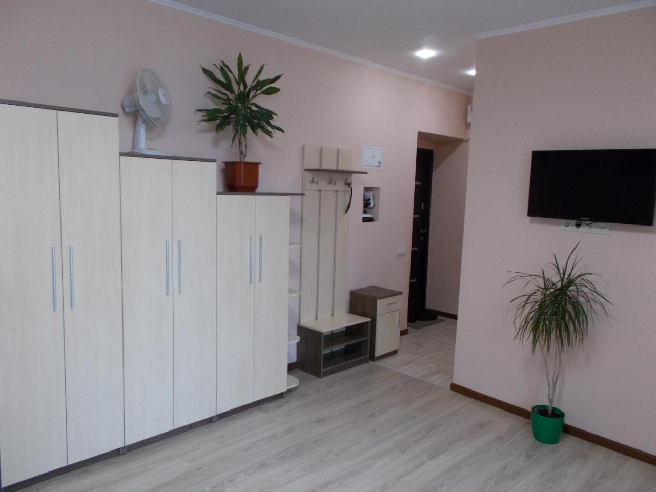 Apartment Near The Forum Mall Lwów Zewnętrze zdjęcie